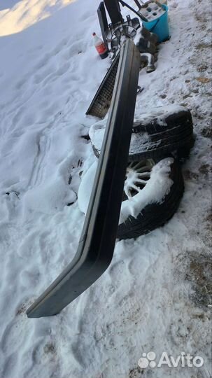 Задний бампер на audi 100 c3