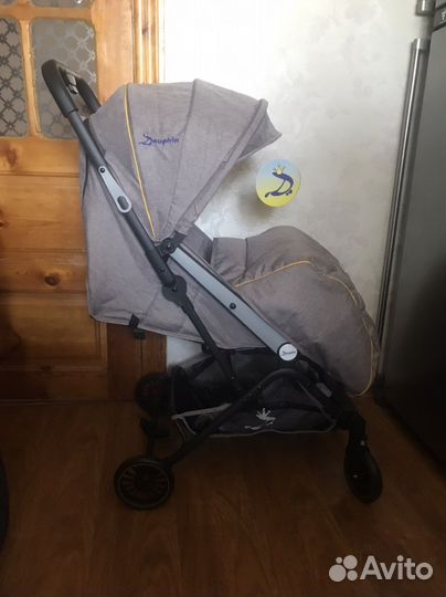 Коляска новая прогулочная