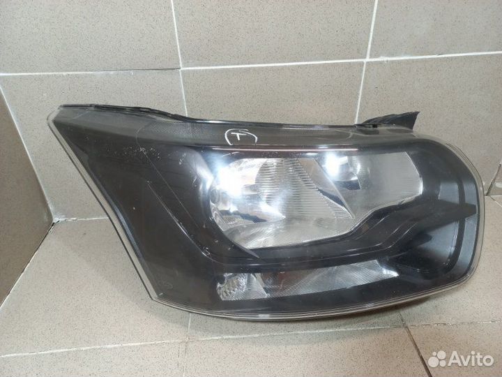 Фара правая Ford Transit 8