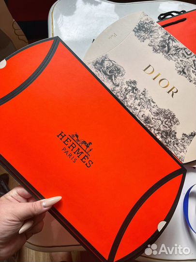 Брендовые пакеты, коробки