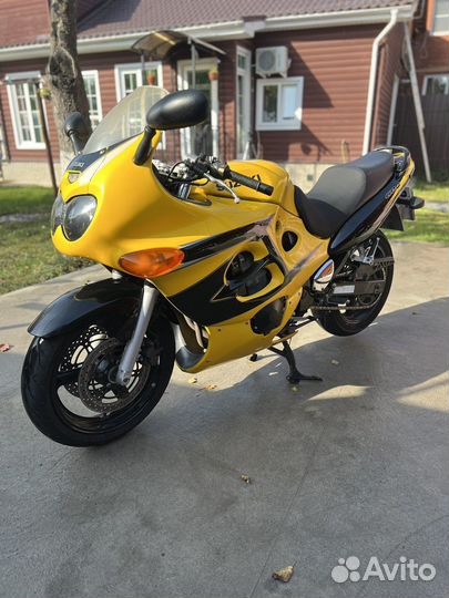 Suzuki Katana 600
