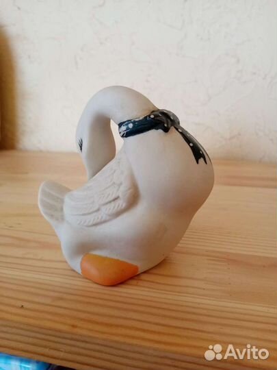 Немецкая фарфоровая статуэтка. Гусь. Лот 2