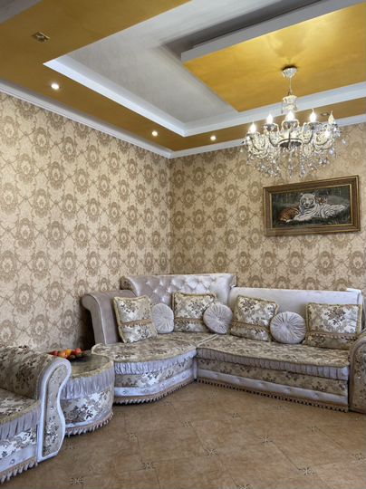 2-к. квартира, 75 м², 1/3 эт.