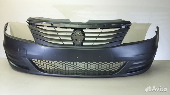 Бампер передний Рено Логан 2010-2014 с решеткой