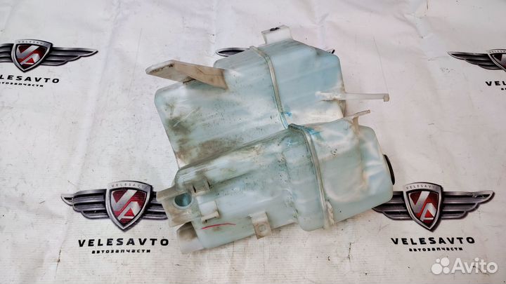 Бачок омывателя Toyota Camry 2017-2023 год (XV70)