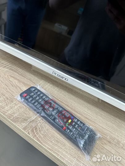 Новый телевизор 32 дюймов Smart tv