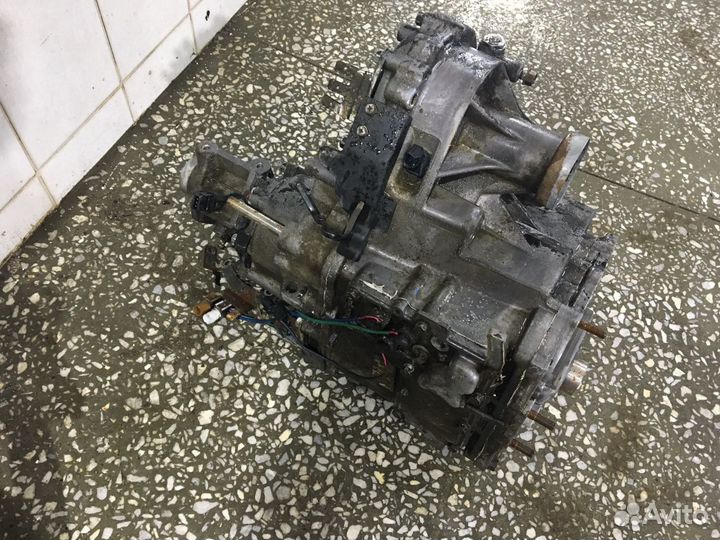 Продам оригинальную раздатку от мицубиши паджеро 4