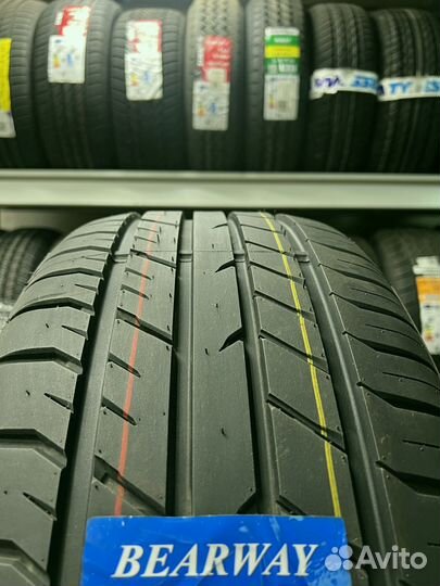 Bearway BW118 285/30 R21 150U