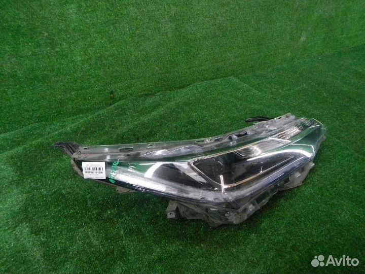 Фара правая Toyota Corolla