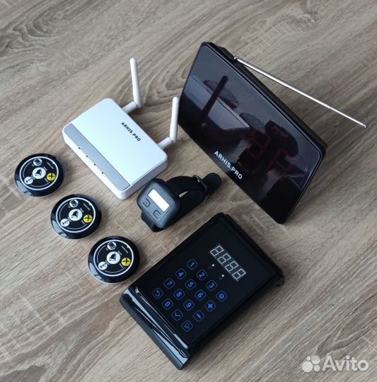 Кнопка вызова официанта комплект с часами и табло