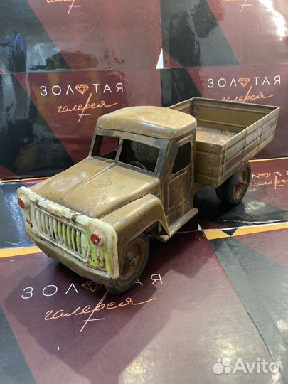 Модель грузовика лтз СССР