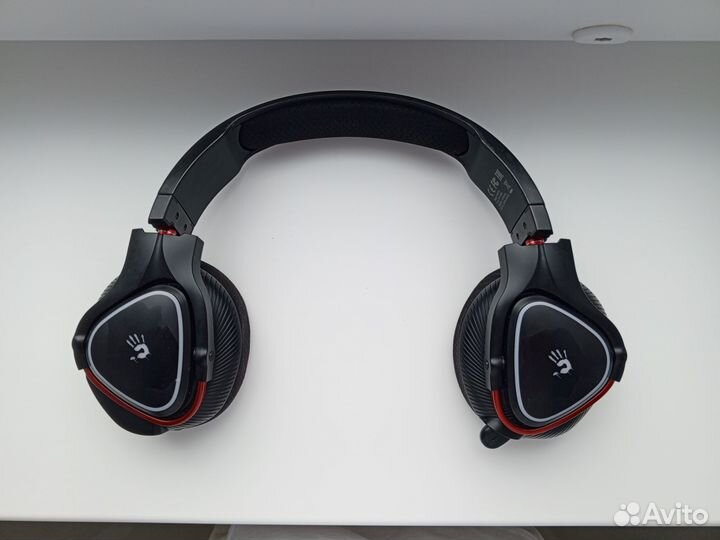 Беспроводные наушники bloody mr710