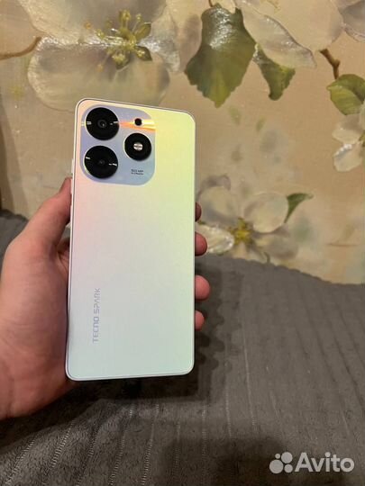 TECNO Spark 10 Pro, 8/128 ГБ