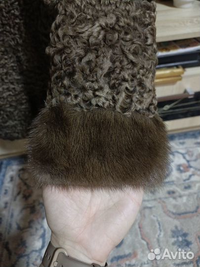 Полушубок из каракуля