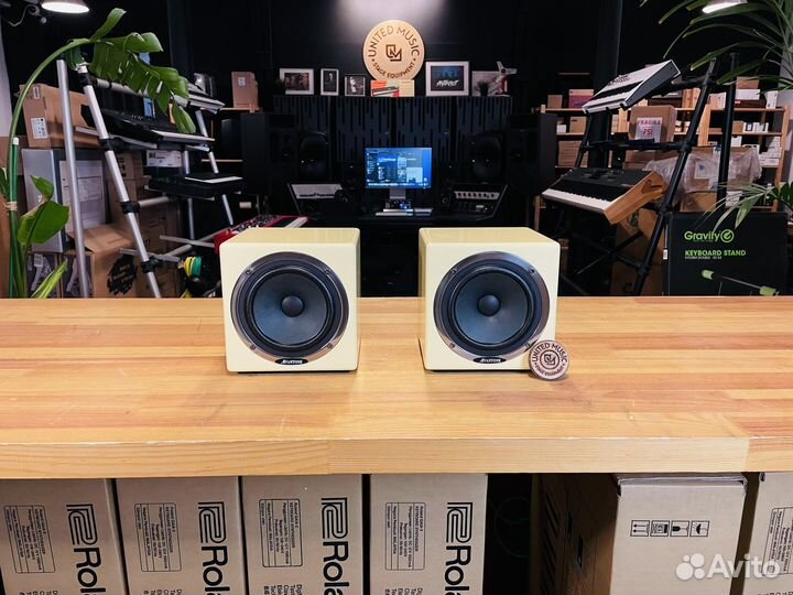 Avantone Pro MixCube Active Monitor Pair В наличии