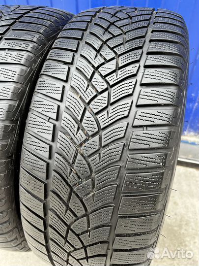 Goodyear UltraGrip Performance Gen-1 225/55 R17