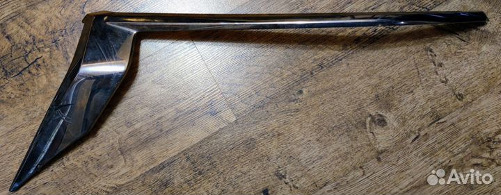 Продам хром молдинг левой фары тлк прадо 150 б.у