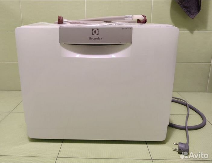 Продам посудомоечную машину electrolux