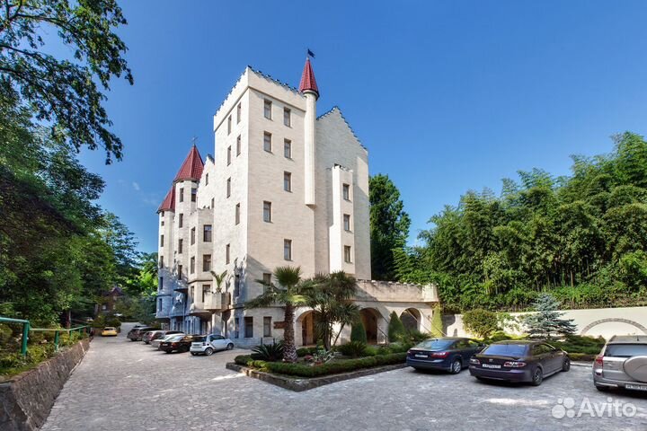 Администратор службы приема и размещения