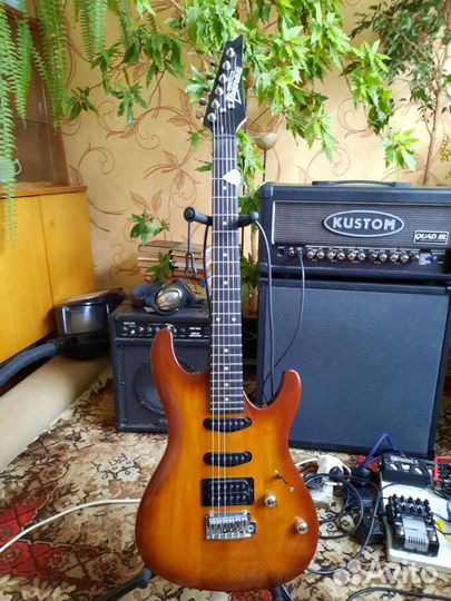 Электрогитара ibanez с комбиком