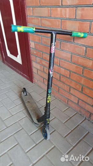 Трюковой самокат Duker 101