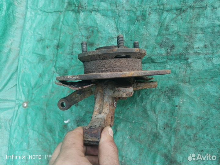 Кулак передний левый Daewoo Matiz 2007 г