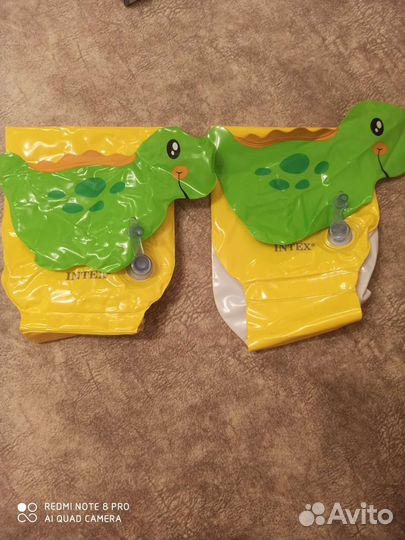 Нарукавники для плавания