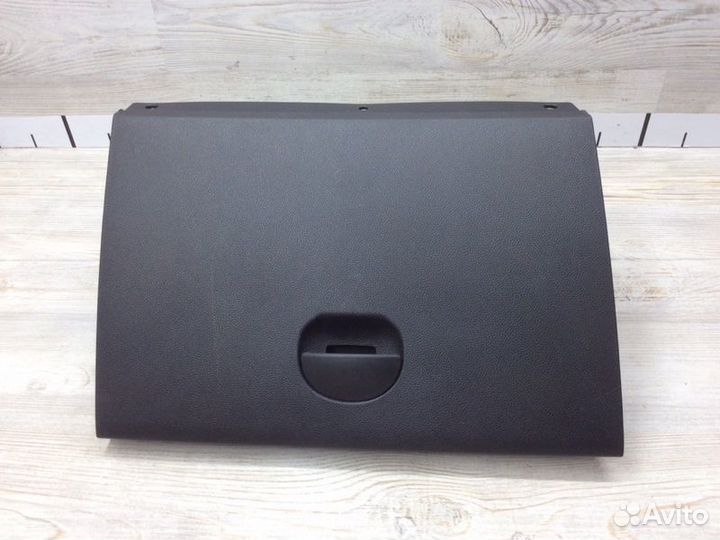 Крышка (дверца) бардачка Renault Arkana пробег 46