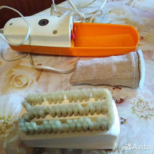 Электрощётка-пылесос Ветерок 3