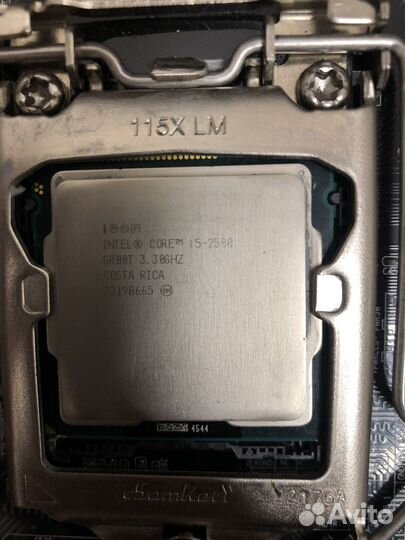 Материнская плата с процессором