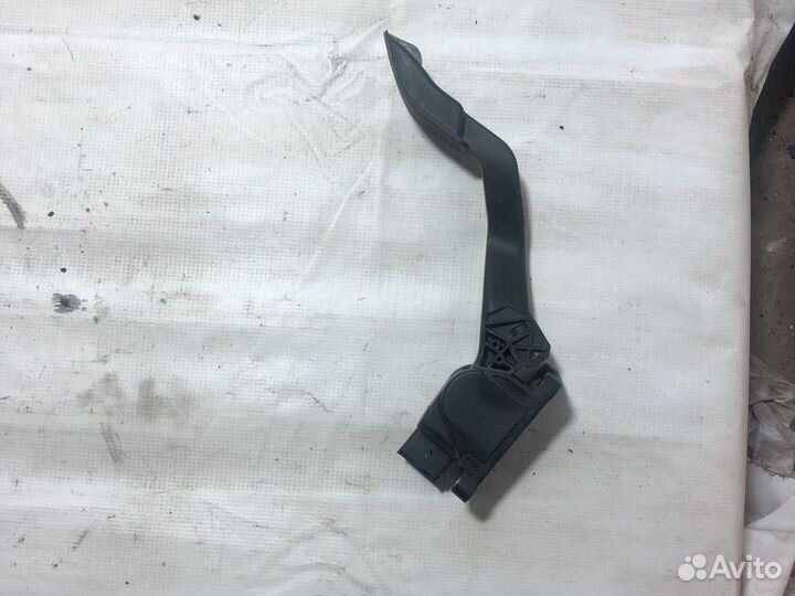 Электронная педаль газа citroen c4