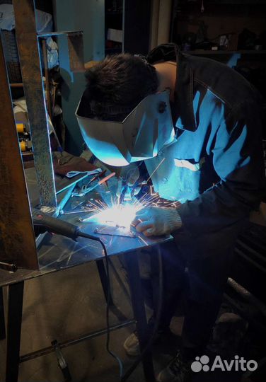 Услуги сварщика и слесаря с выездом