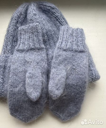 Комплект вязаный шапка и варюжки