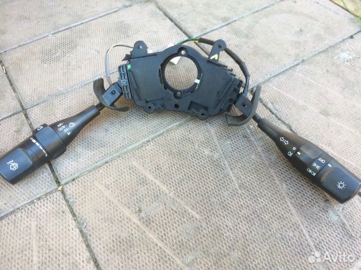 Переключатель поворотов Шевроле Епика 2006