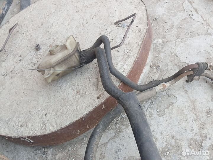 Гур с трубками с насосом и бачком KIA avella