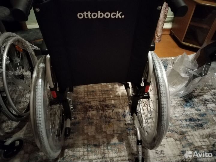 Инвалидная коляска новая в коробке