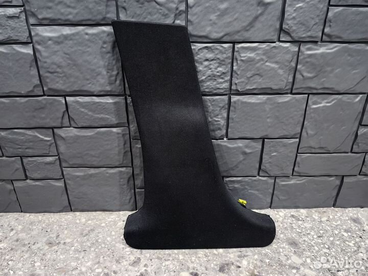 Обшивка стойки левая W211 Рестайл