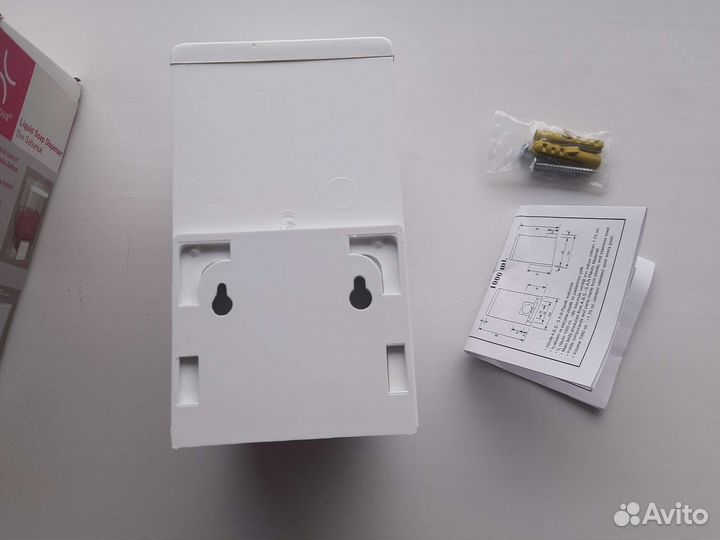 Диспенсер для жидкого мыла