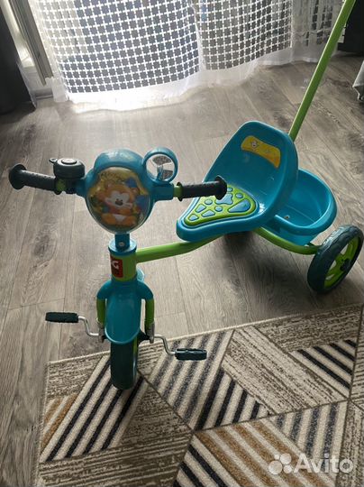 Трехколесный велосипед