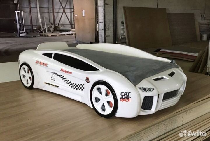 Кровать машина