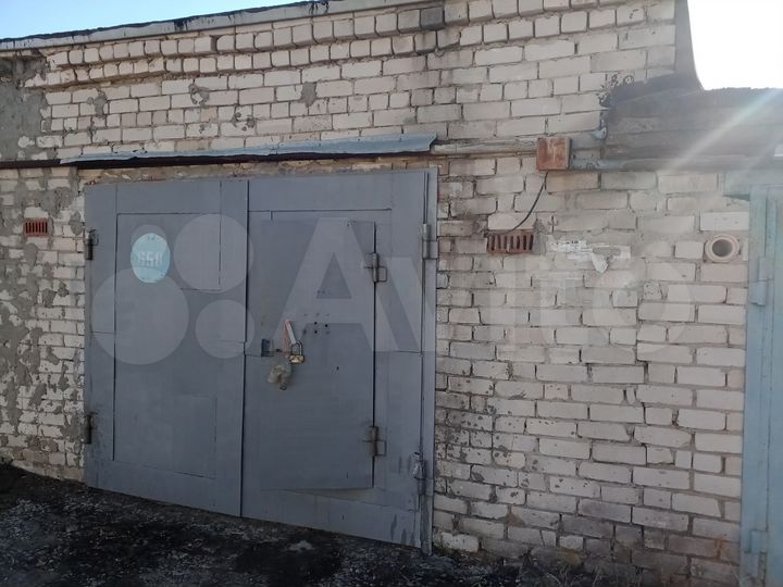 Гараж, > 30 м²