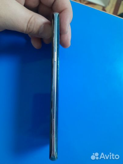Samsung Galaxy S8, 4/64 ГБ