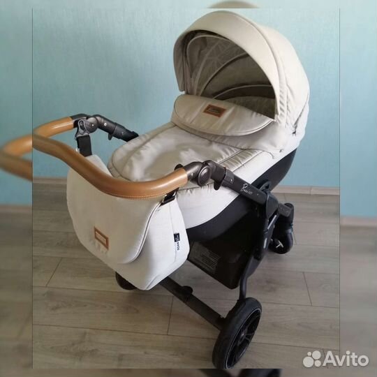 Коляска Roan Bass soft 2в1 и автолюлька