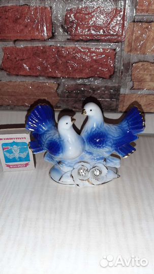 Статуэтки, копилка, подсвечник все по 100