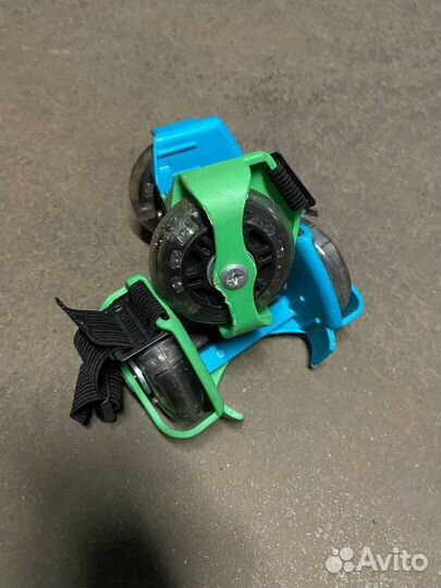 Ролики на обувь