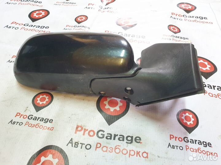 Зеркало правое Toyota Avensis II Авенсис 2 дорест