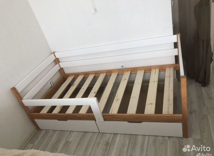 Детская кровать 180х90 см