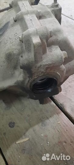 Продаю задний редуктор