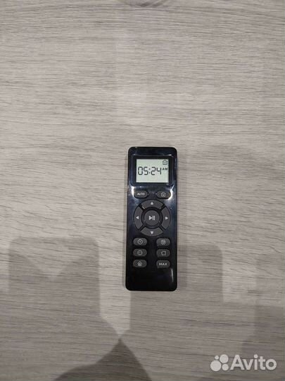 Робот пылесос polaris 1028