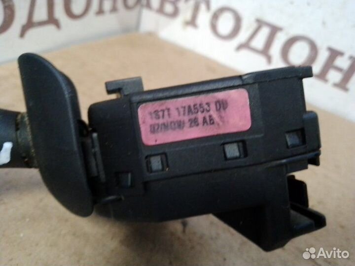 Подрулевой переключатель дворников Ford Fusion 1.4